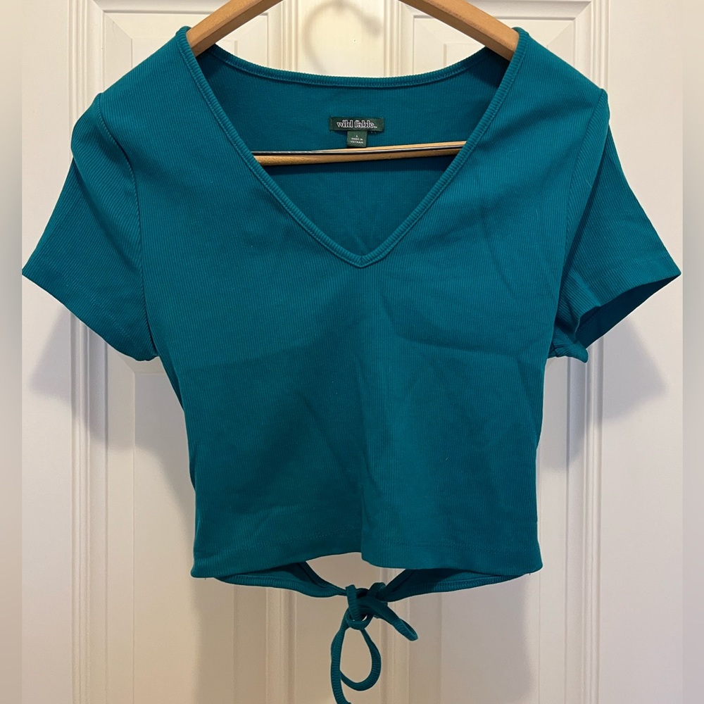 wild fable crop top | size: L | NEW w/o tags